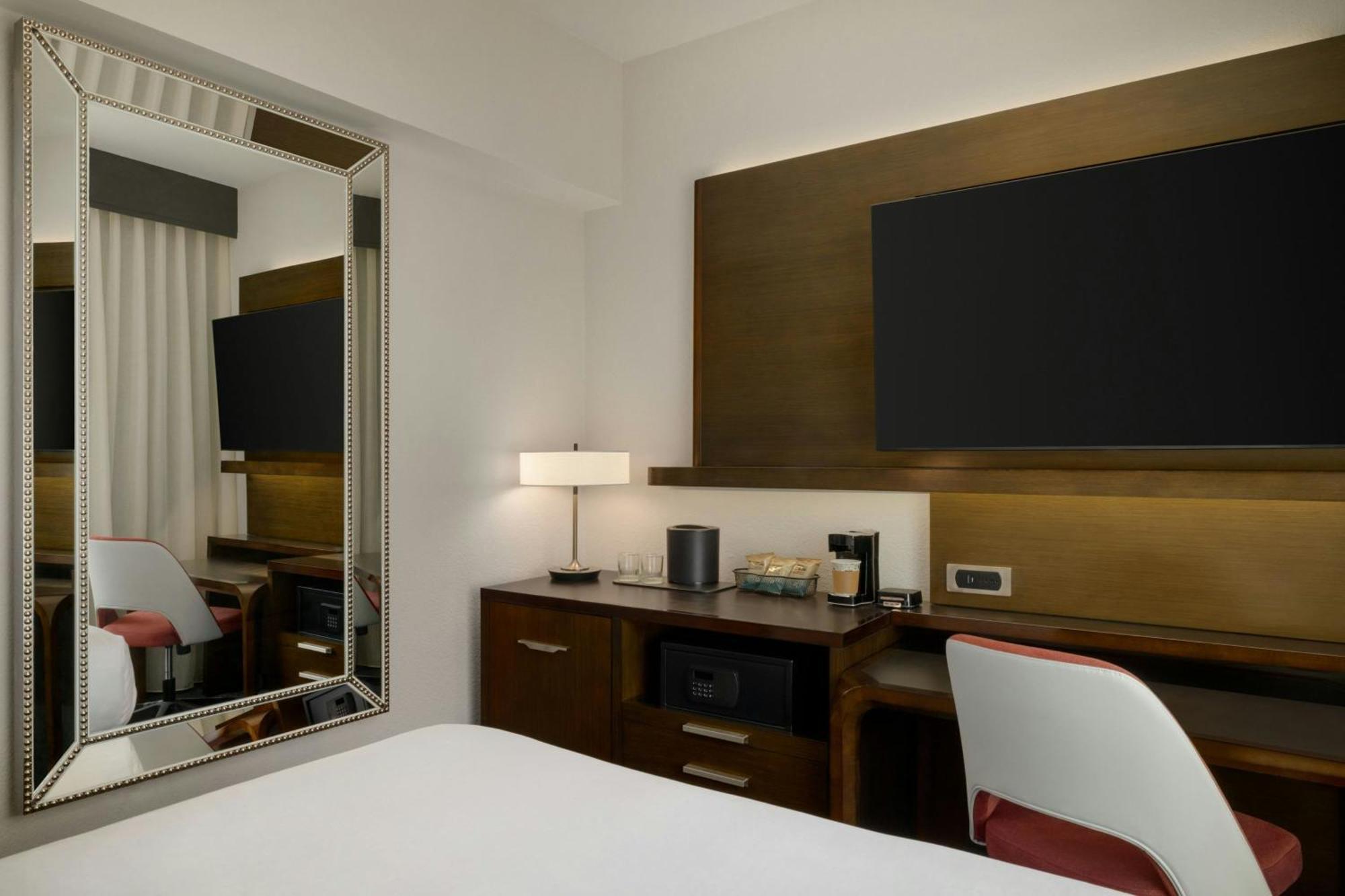 Courtyard By Marriott San Francisco Union Square Hotel Bagian luar foto